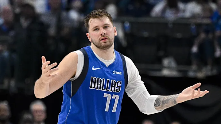 nba-offseason-goat-tro-lai-day-mau-lua